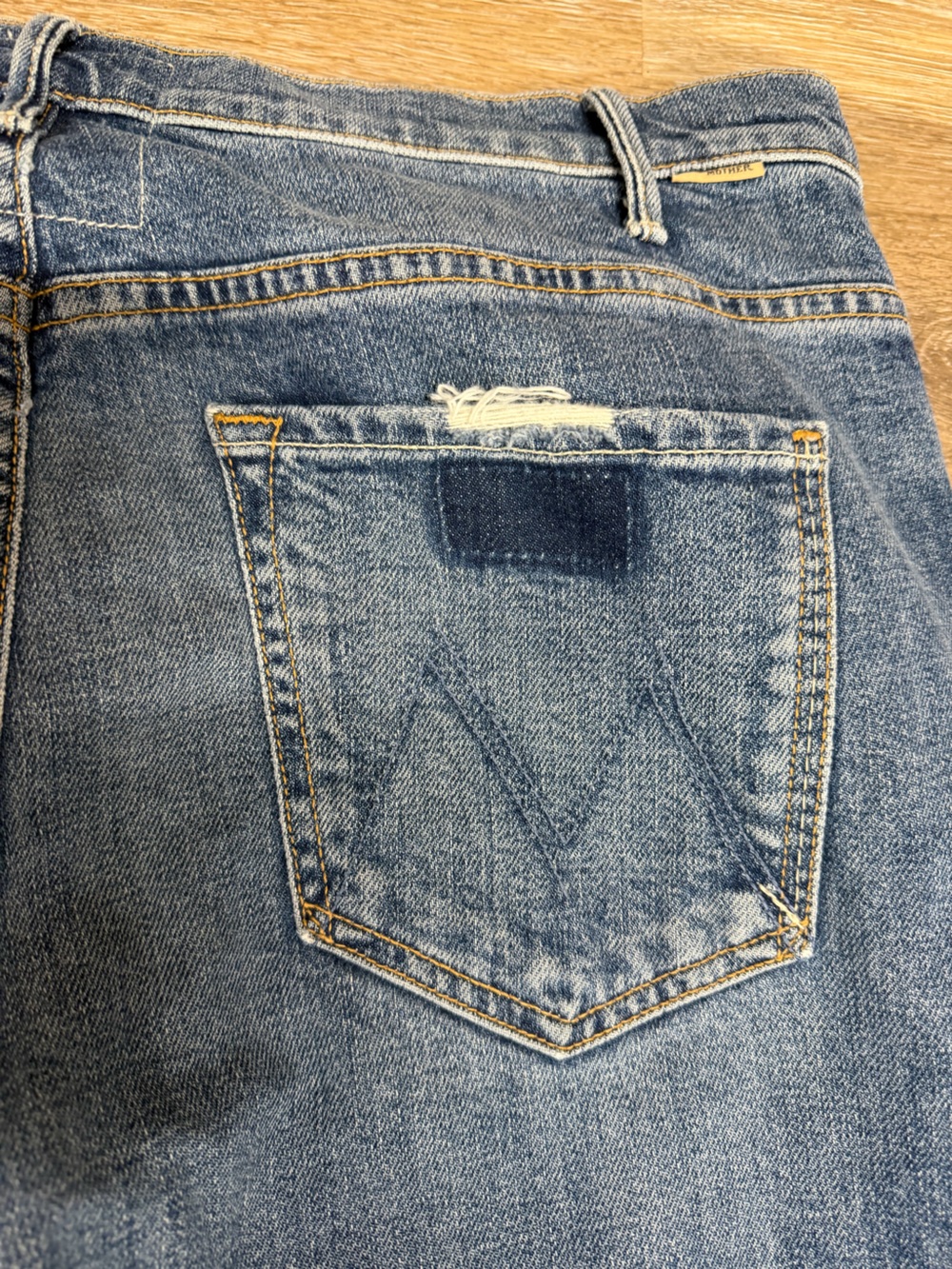 MOTHER Superior The Hustler Women’s Sz 33 High Rise Cropped Straight Jeans READ* - Picture 3 of 16